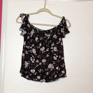 American Eagle | Flower Off the Shoulder Shirt
